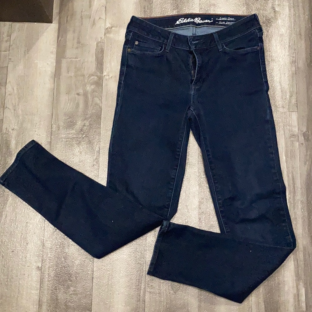 eddie bauer slightly curvy slim straight leg jean